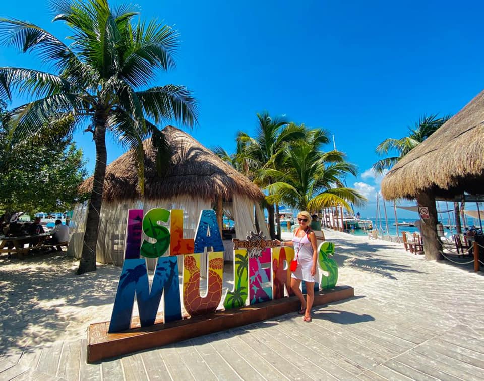 You are currently viewing Jak dostać się na Wyspę Isla Mujeres i co warto zobaczyć?